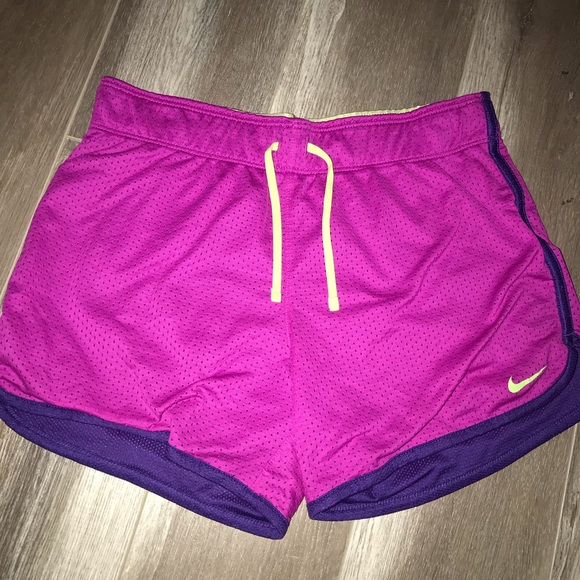 Nike athletic shorts - Picture 1 of 2